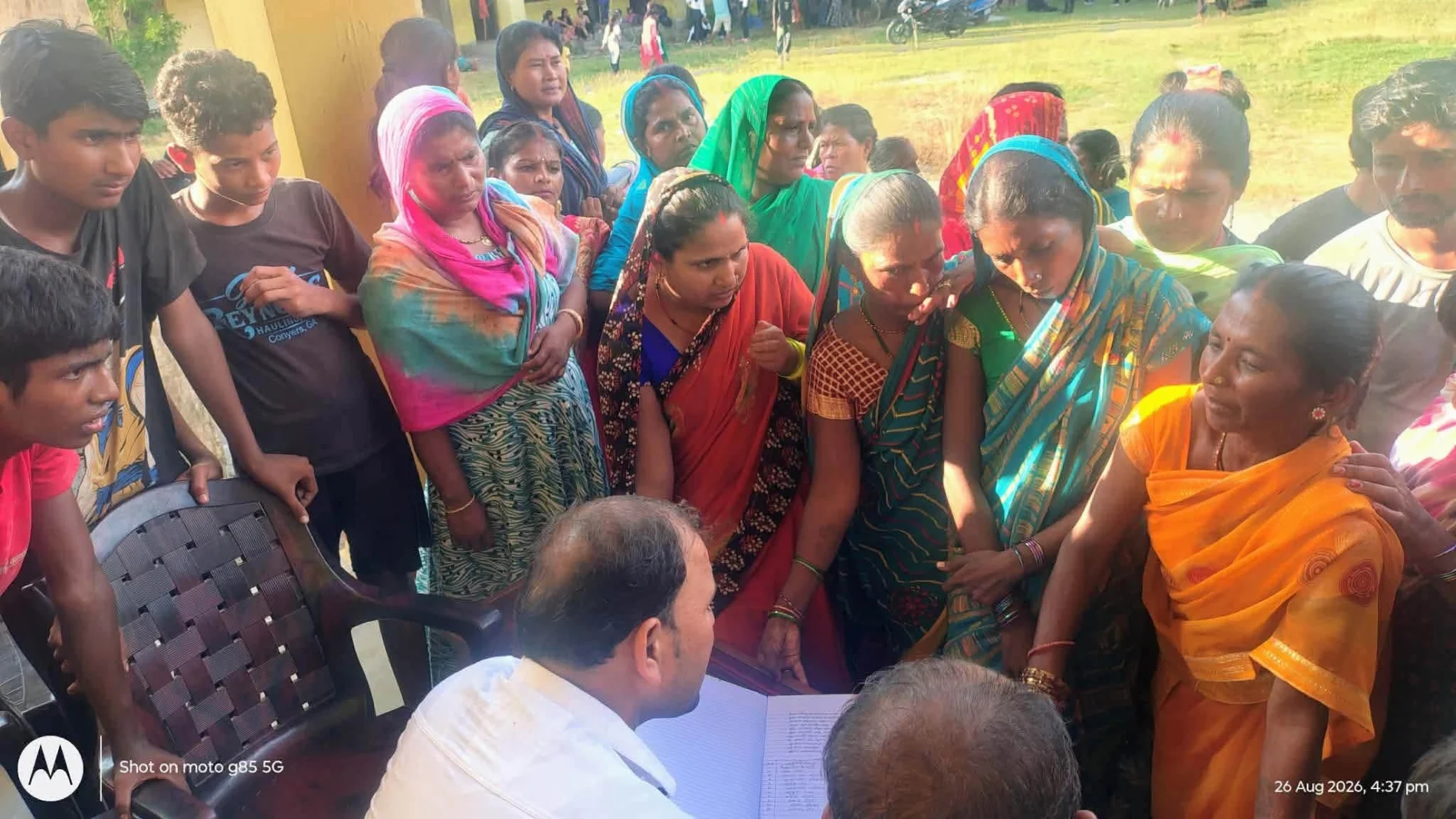 विद्यालयको चिसो भुइँमा बितेको सुस्ताबासीको त्यो रात 787406197 10246316662035576 3948729298668810468 n