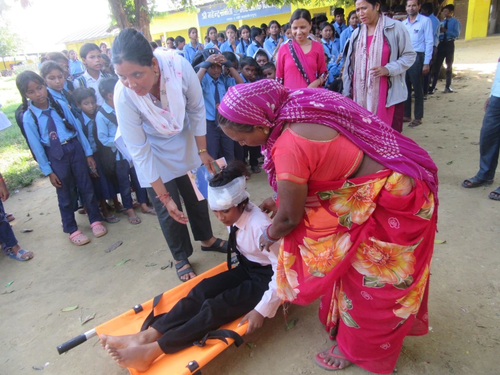 जापान सरकारको आर्थिक सहयोगमा सामुदायिक विद्यालयहरूमा व्यावहारिक भूकम्प सुरक्षा अभ्यास WhatsApp Image 2026 10 08 at 8.47.49 AM